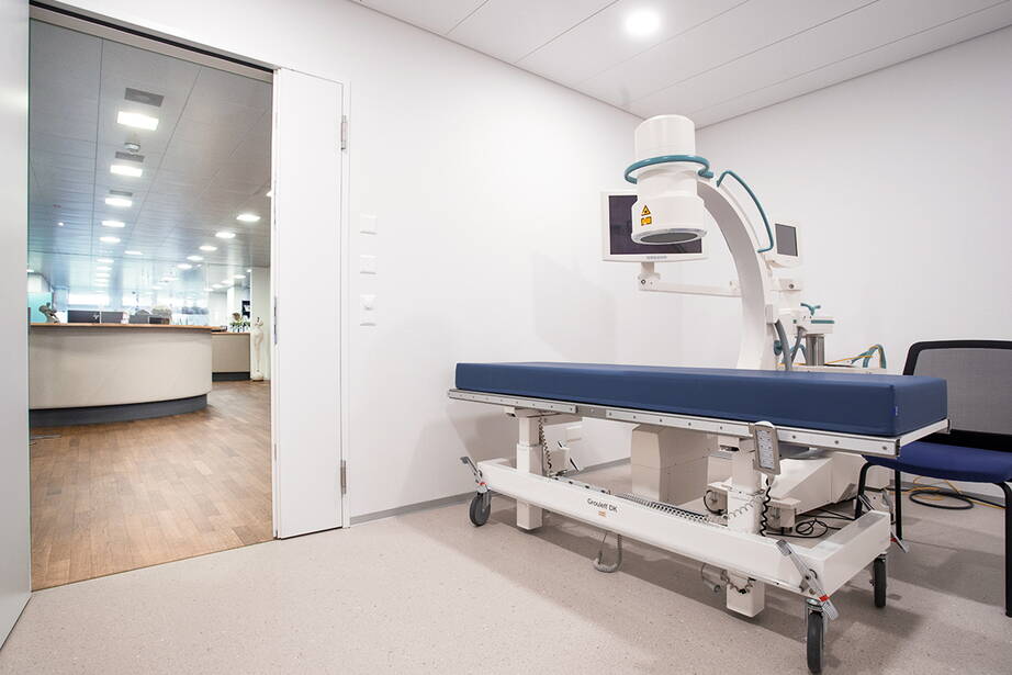 Room for infiltrations for pain relief and pain treatment at Ortho Cham Zug