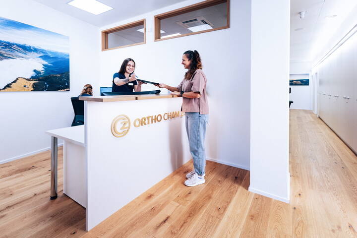 Empfang von Ortho Cham Zug